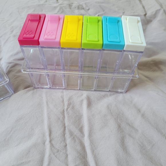 Spice container - Picture 2 of 3